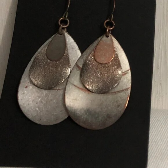 Long Charm Necklace & Teardrop Pierced Earrings Silver Gold - Picture 3 of 7